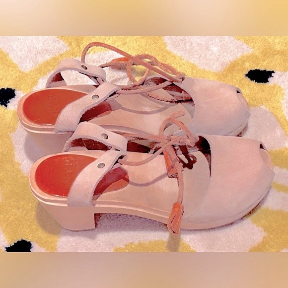 Bryr Clogs Peep-toe blush nubuck sz 38 US 8 - Picture 1 of 9